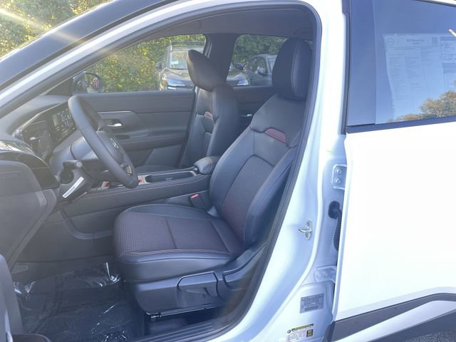 New 2026 Nissan Kicks SR w/ Cold Weather Package image 20