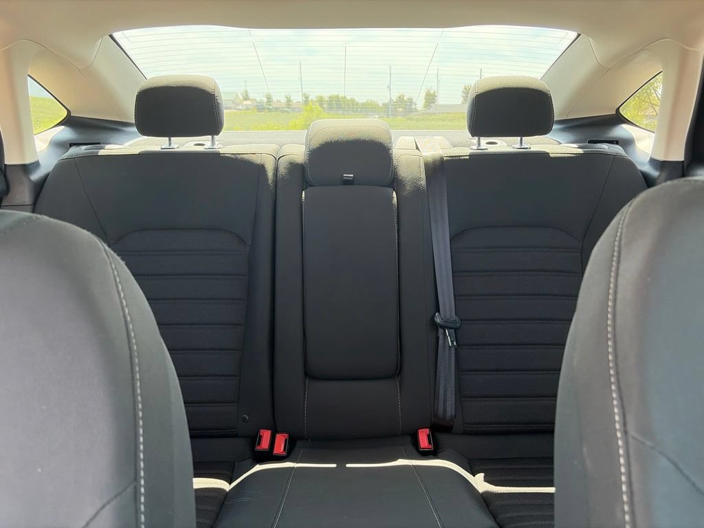 Used 2020 Ford Fusion SE FWD image 14