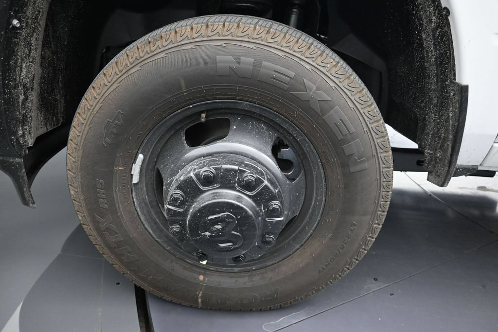 New 2026 RAM 3500 Tradesman AWD/4WD image 9
