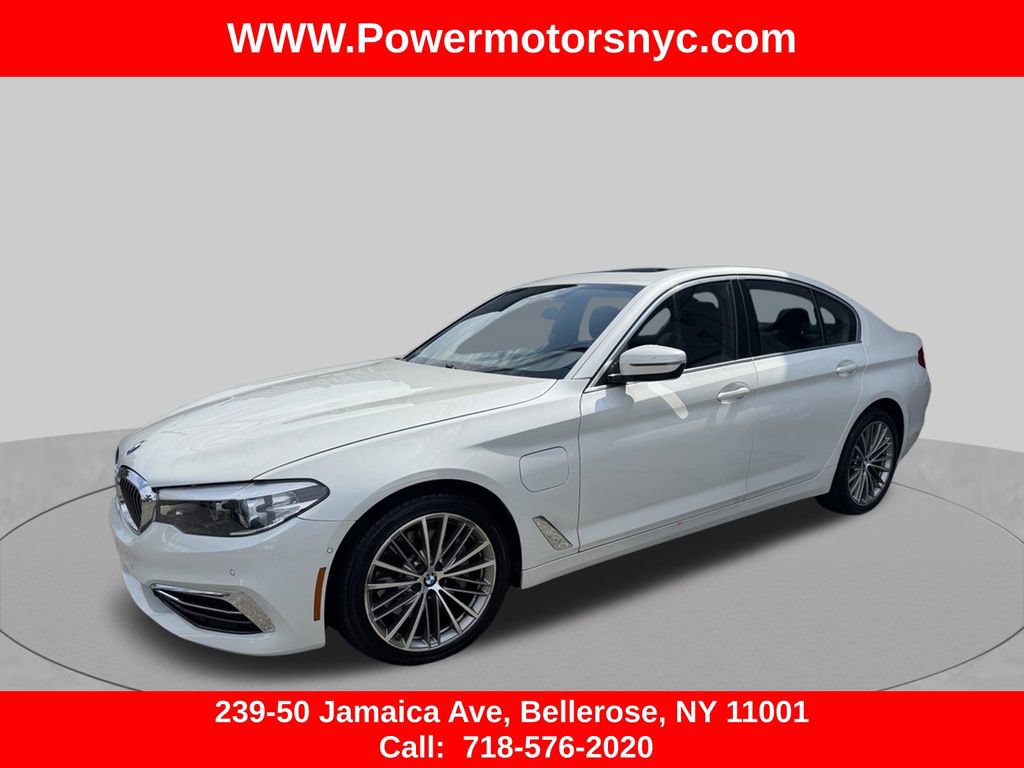 Used 2020 BMW 530e w/ Luxury Package RWD image 1