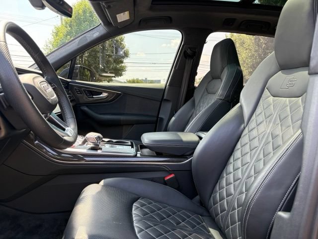 Used 2024 Audi SQ7 Prestige AWD/4WD image 29