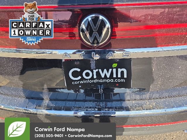 Used 2024 Volkswagen Atlas SEL AWD/4WD image 14