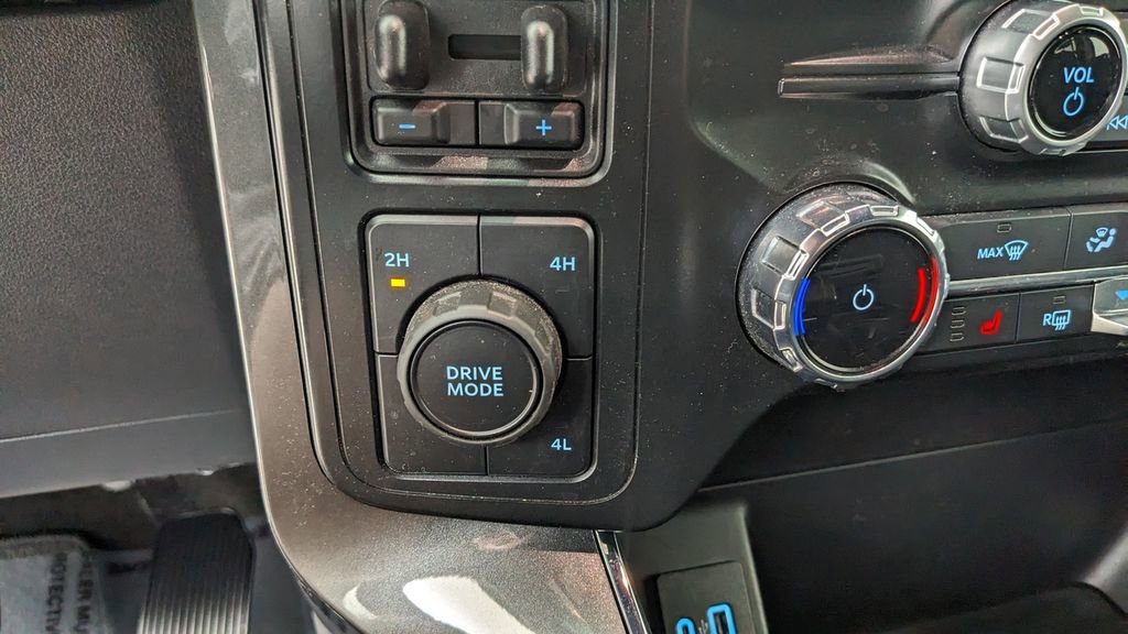Certified 2022 Ford F150 XLT w/ Equipment Group 302A High image 28