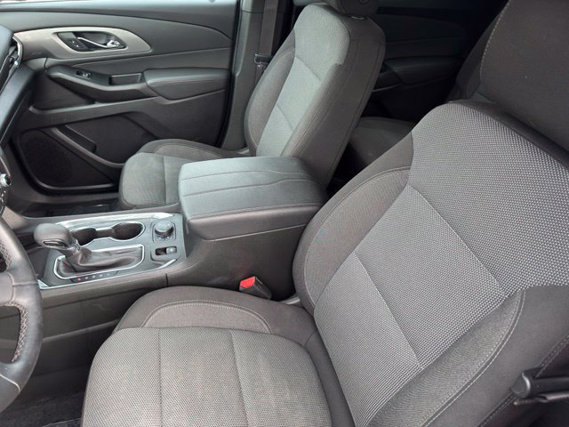 Used 2023 Chevrolet Traverse LT AWD/4WD image 6