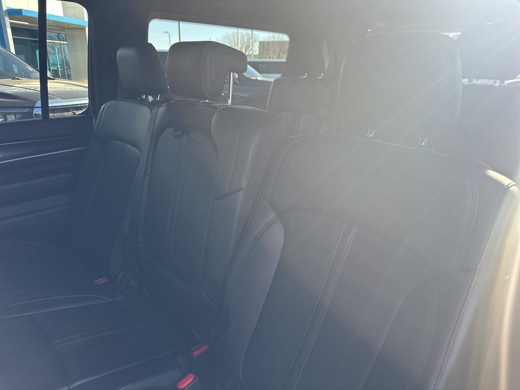 Used 2023 Jeep Wagoneer Base image 24