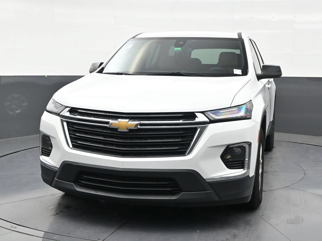 Used 2023 Chevrolet Traverse LS FWD image 8