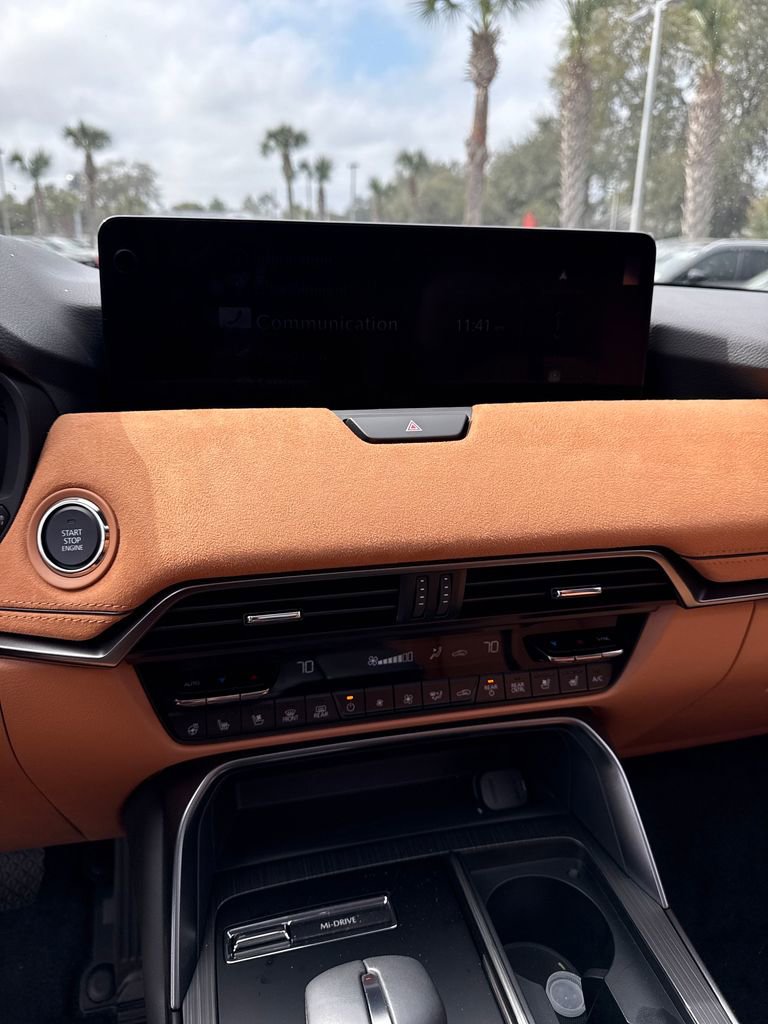 Certified 2025 MAZDA CX-70 3.3 Turbo S w/ Premium Plus image 26