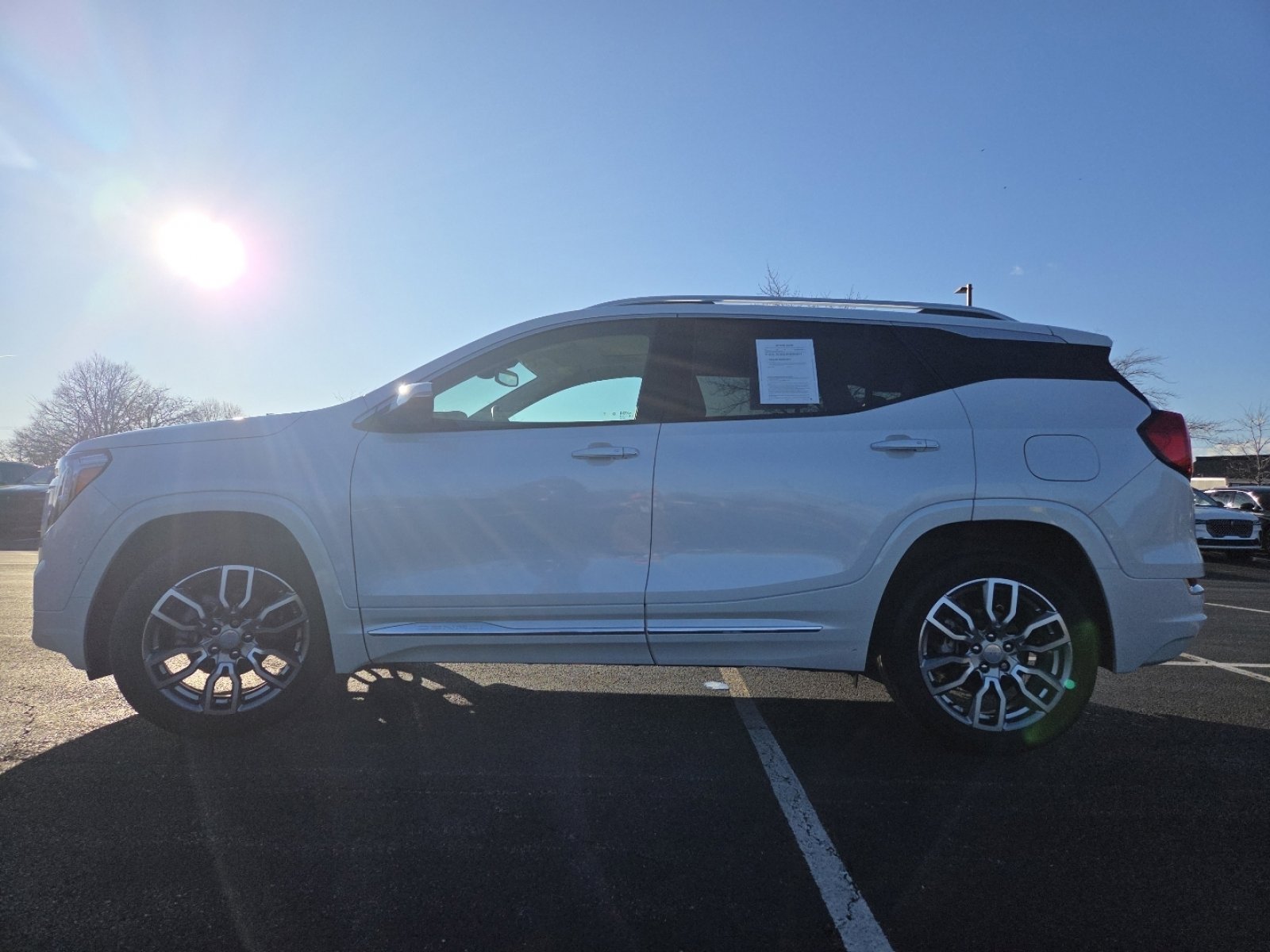 Used 2024 GMC Terrain Denali w/ Denali Premium Package image 17