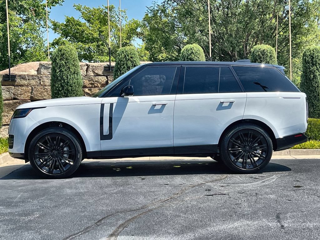 New 2026 Land Rover Range Rover SE AWD/4WD image 2