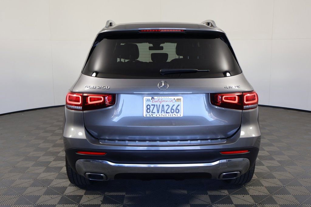 Used 2021 Mercedes-Benz GLB 250 4MATIC image 5