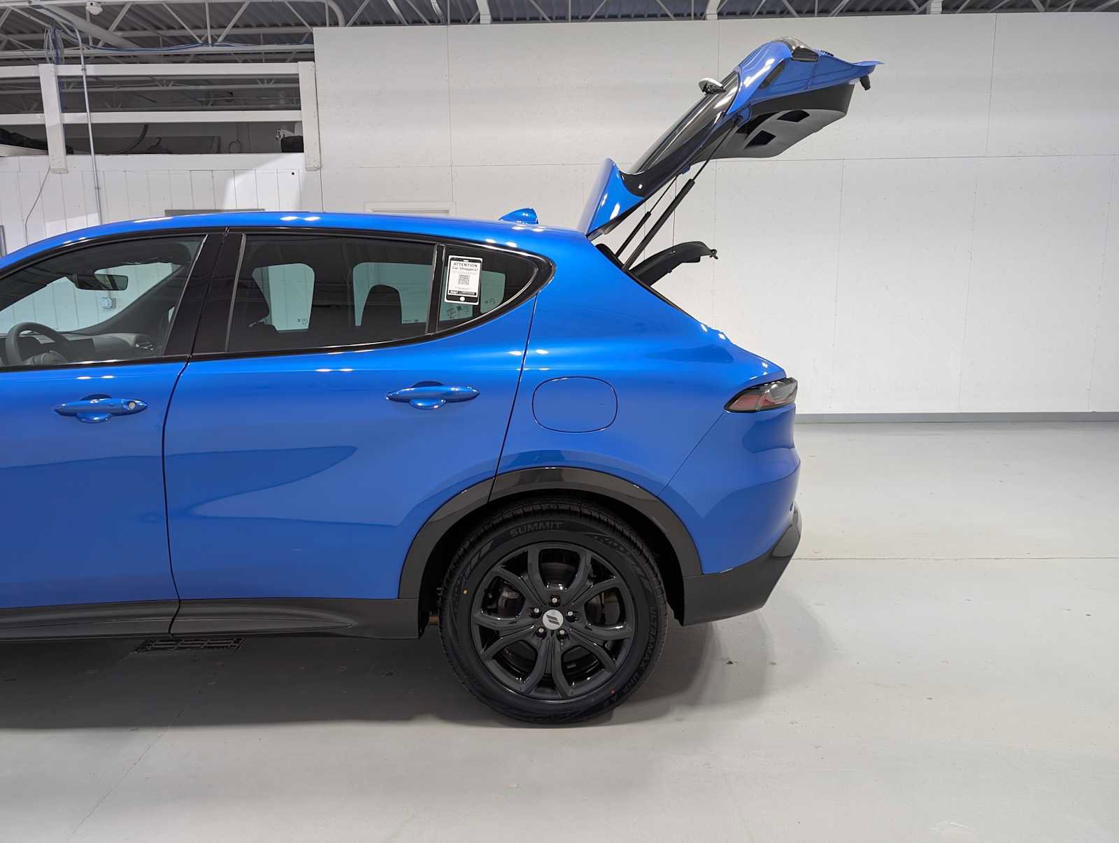 Used 2024 Dodge Hornet R/T w/ R/T Blacktop Package image 8