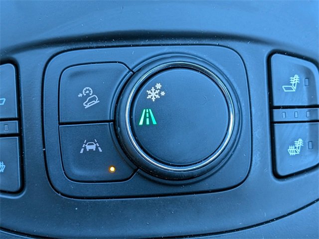 Used 2023 GMC Terrain SLE w/ Driver Convenience Package image 23