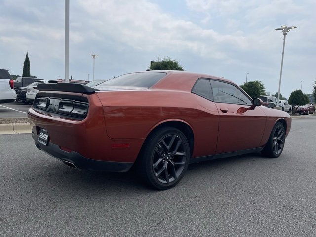 Used 2020 Dodge Challenger SXT w/ Plus Package image 7