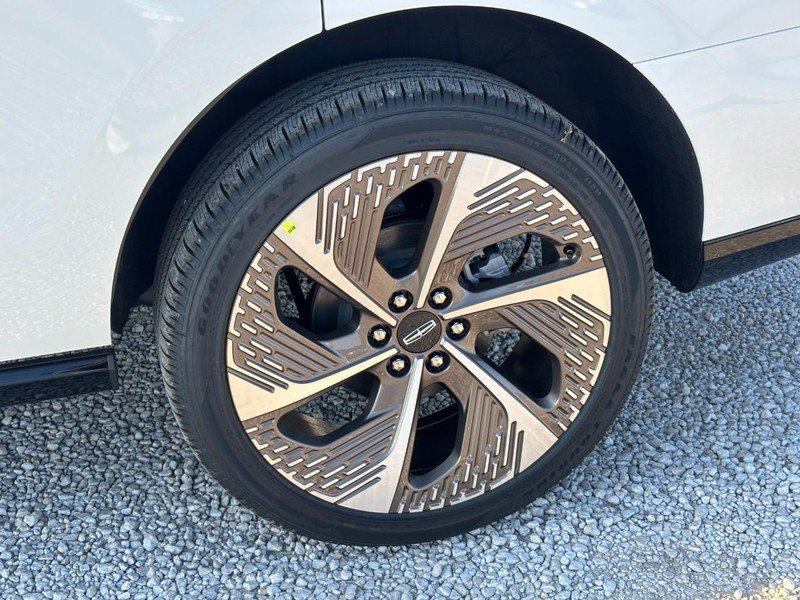 New 2027 Lincoln Navigator Black Label AWD/4WD image 10
