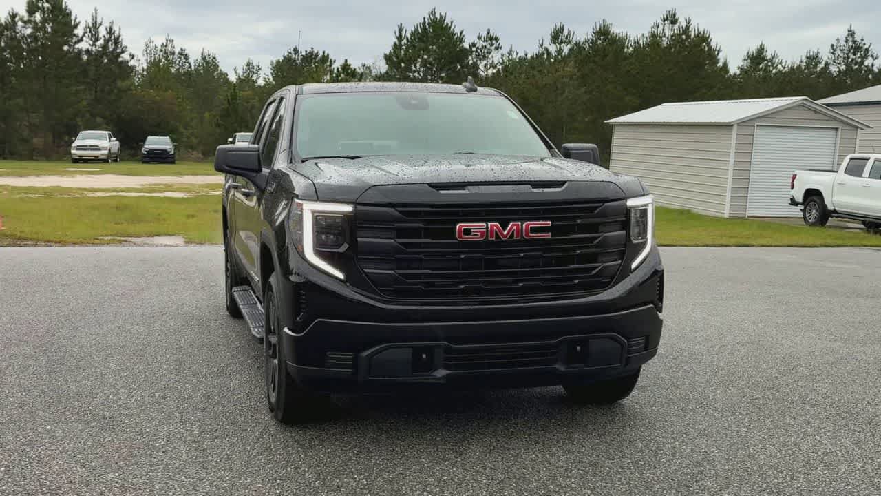 New 2026 GMC Sierra 1500 Pro w/ Graphite Edition AWD/4WD image 3