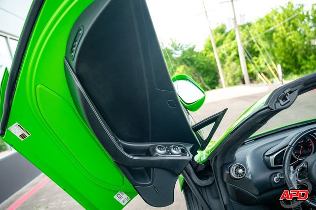 Used 2015 McLaren 650S Spider image 65