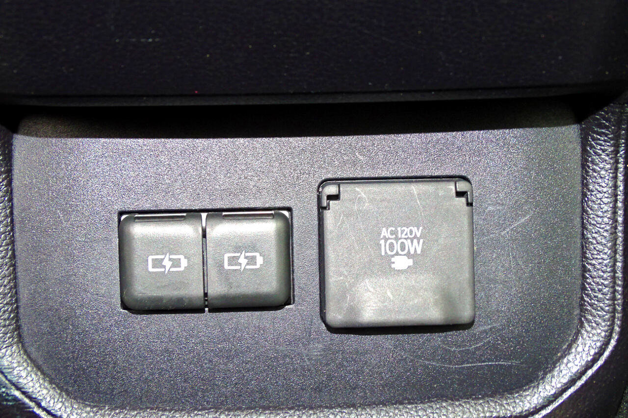 Used 2022 Toyota Highlander Platinum image 24
