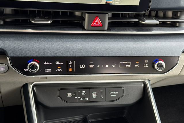 New 2026 Kia Carnival EX FWD image 26