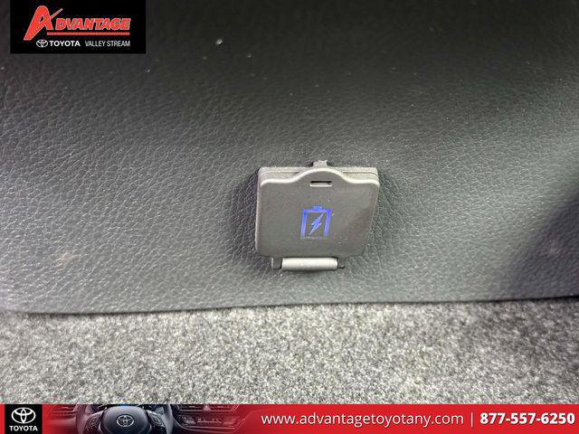 Certified 2023 Toyota Camry LE image 15