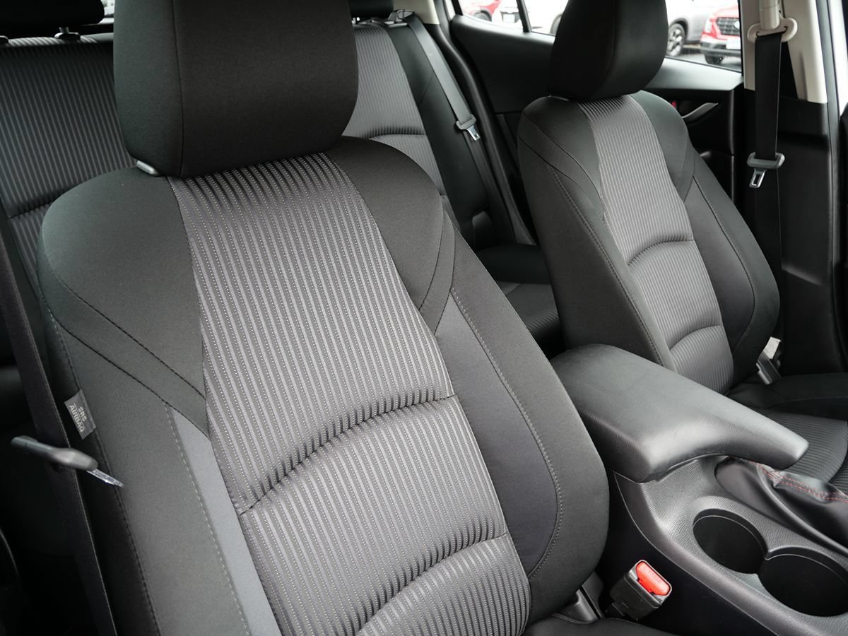 Used 2015 MAZDA MAZDA3 i Touring FWD image 19