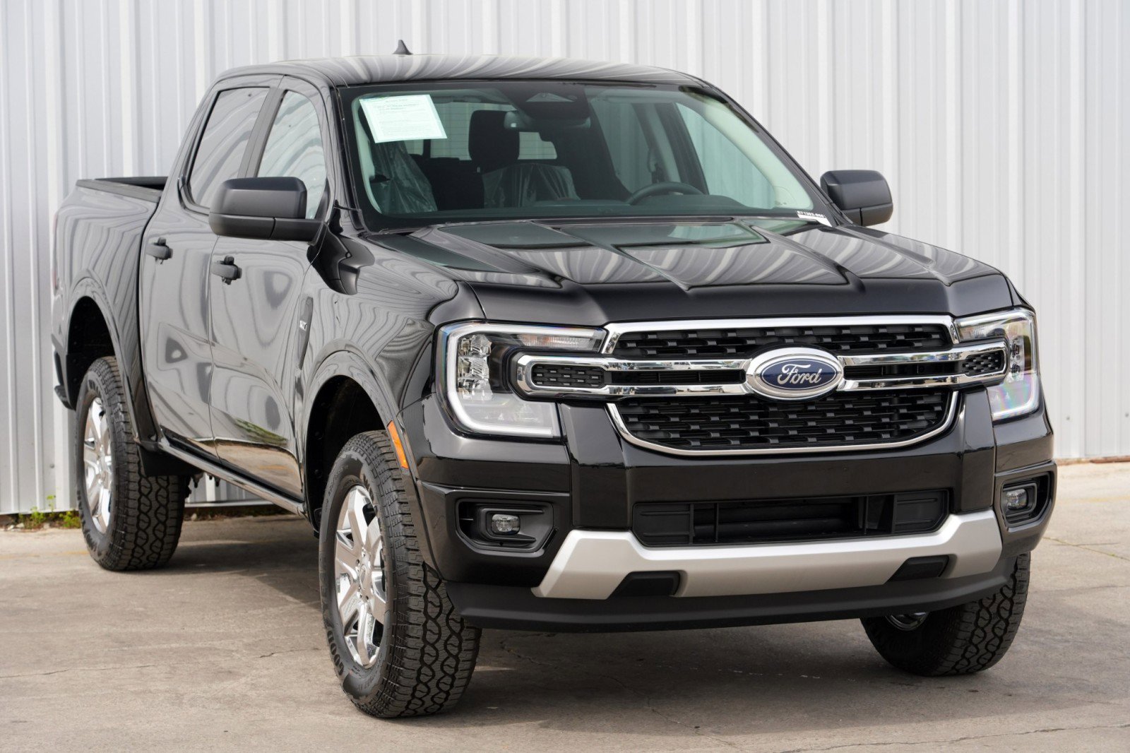 Used 2025 Ford Ranger XLT w/ Equipment Group 301A High image 48