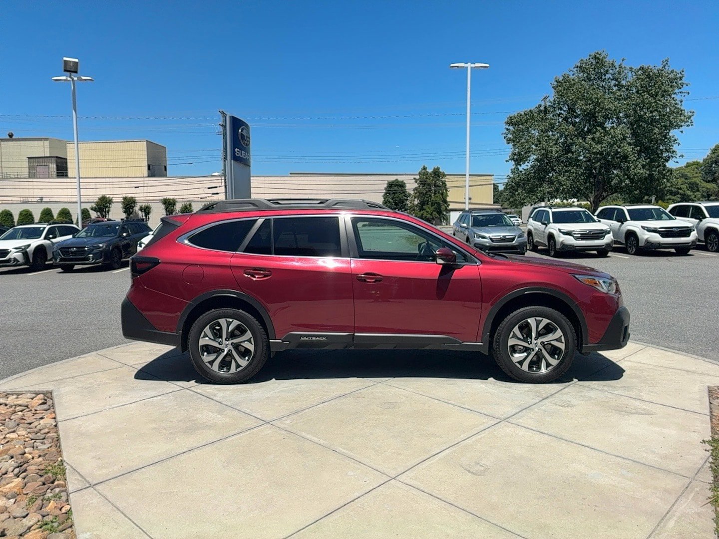 Certified 2021 Subaru Outback Limited w/ Popular Package #2 AWD/4WD image 5