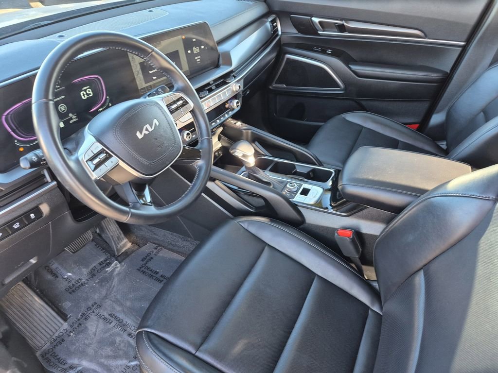 Certified 2025 Kia Telluride S image 12