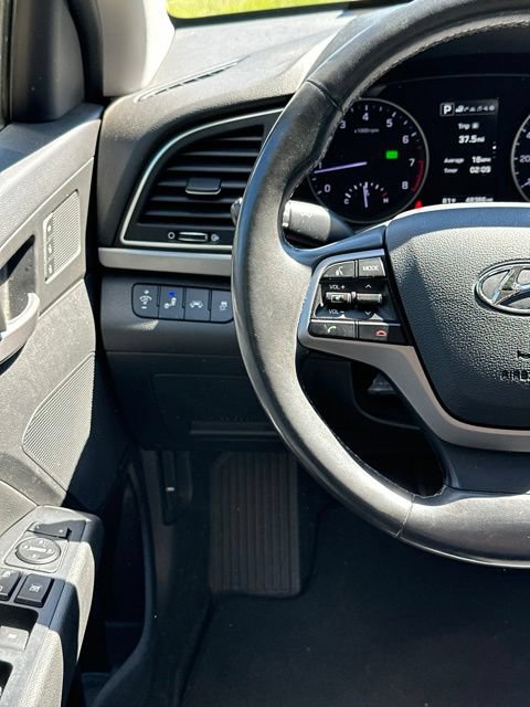 Used 2017 Hyundai Elantra Limited w/ Limited Ultimate Package 05 FWD image 25