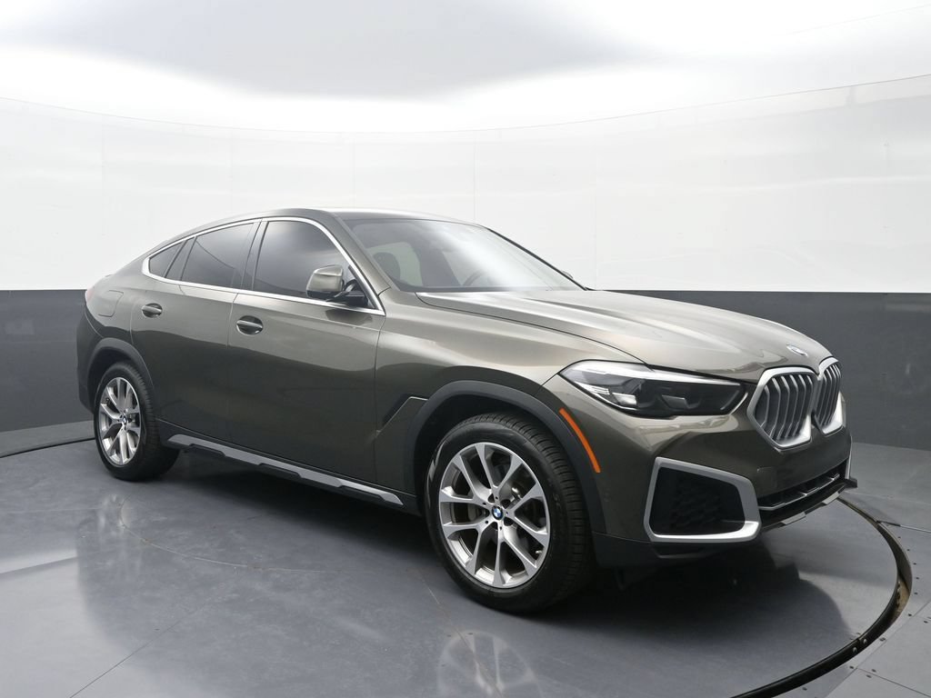 Used 2023 BMW X6 xDrive40i w/ Premium Package AWD/4WD image 3