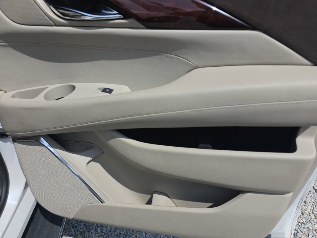 Used 2016 Cadillac Escalade ESV Luxury image 19