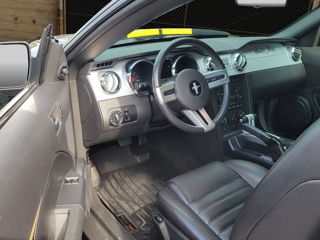 Used 2006 Ford Mustang GT Premium RWD image 5