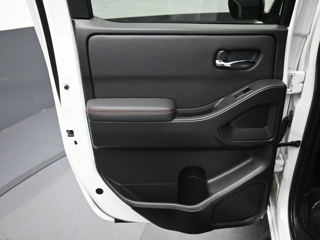 Used 2022 Nissan Frontier PRO-4X w/ Off-Road Protection Package image 30