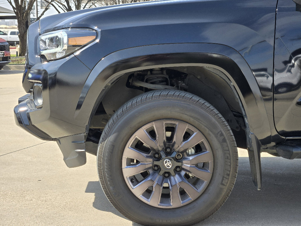Used 2022 Toyota Tacoma Limited w/ Nightshade Package image 14