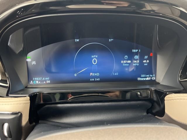 Certified 2023 Lincoln Corsair AWD w/ Equipment Group 101A image 16