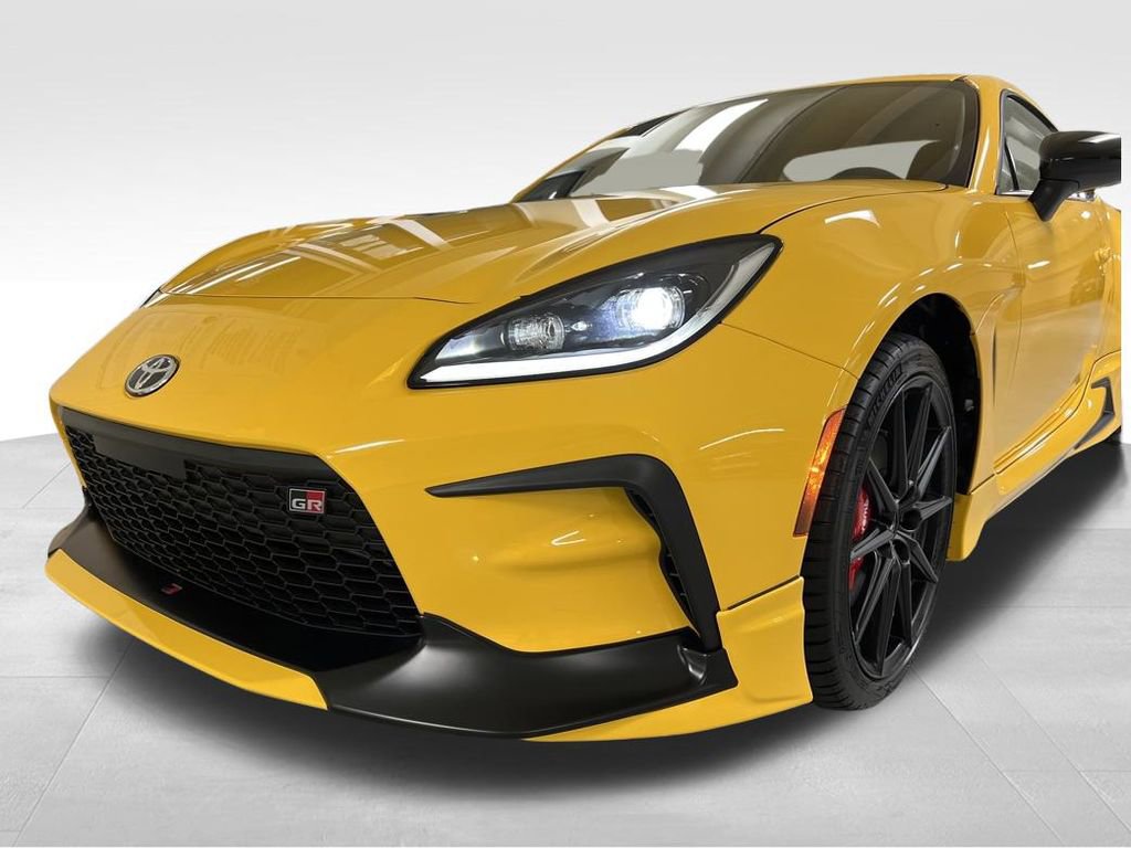 New 2026 Toyota GR86 YUZU Limited image 9