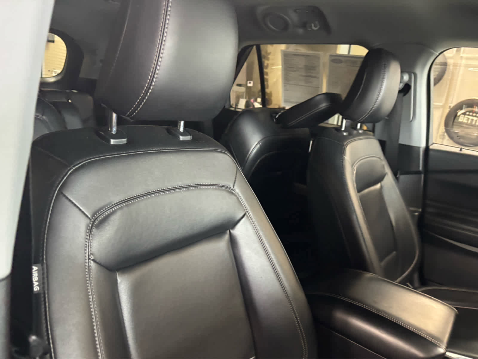 Used 2021 Ford Explorer XLT w/ Equipment Group 202A AWD/4WD image 36