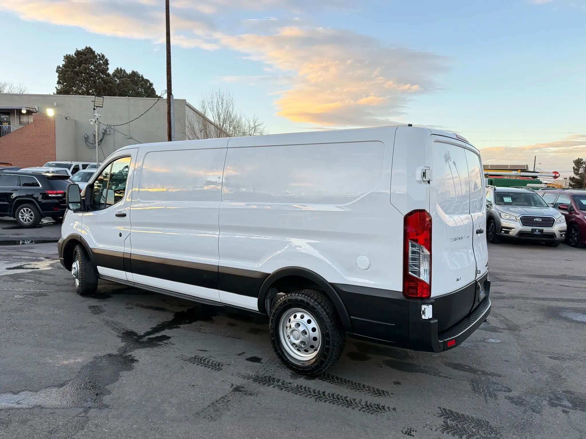 Used 2023 Ford Transit 150 Low Roof AWD image 9
