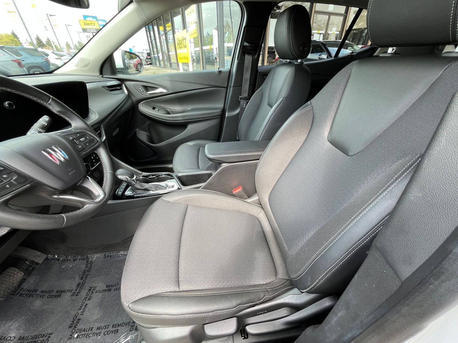 Used 2025 Buick Encore GX Preferred AWD/4WD image 28