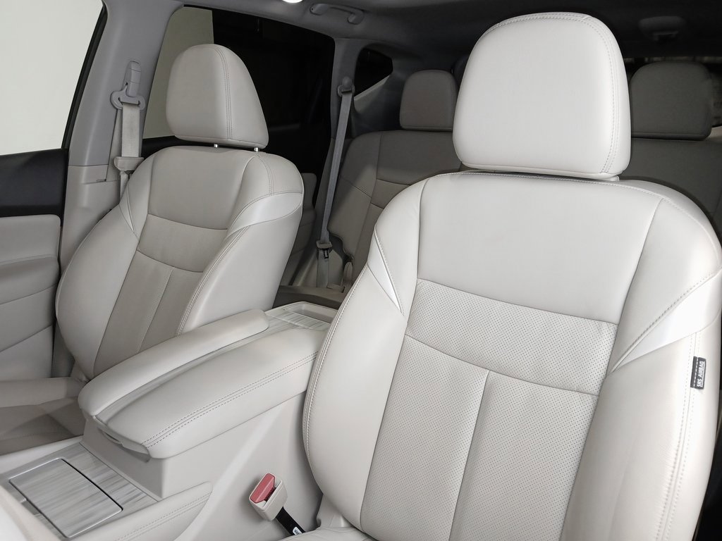 Used 2017 Nissan Murano Platinum w/ Platinum Technology Package image 11