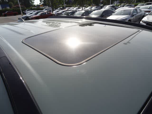 Used 2022 Toyota RAV4 XLE w/ Convenience Package AWD/4WD image 18