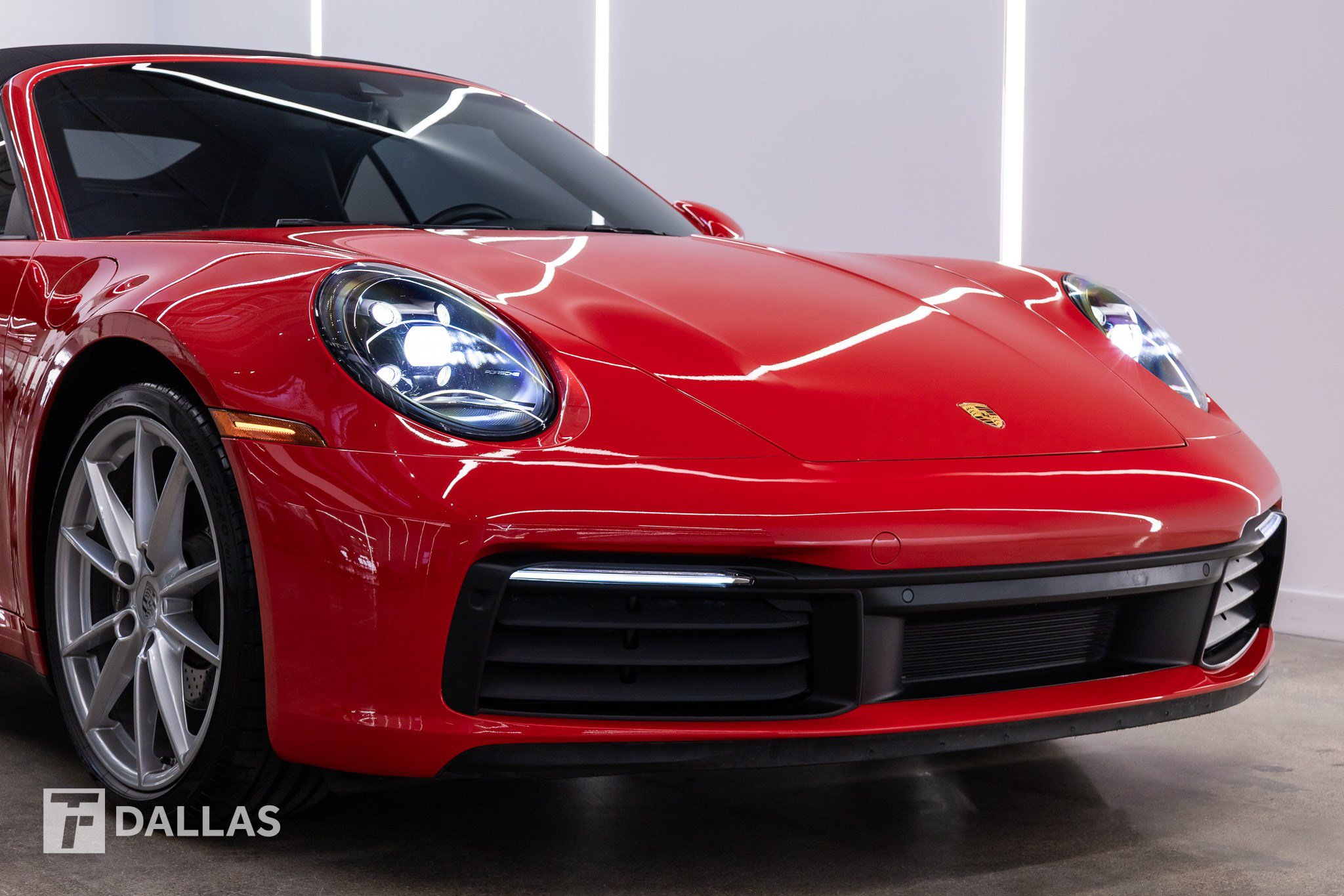 Used 2022 Porsche 911 Carrera RWD image 15