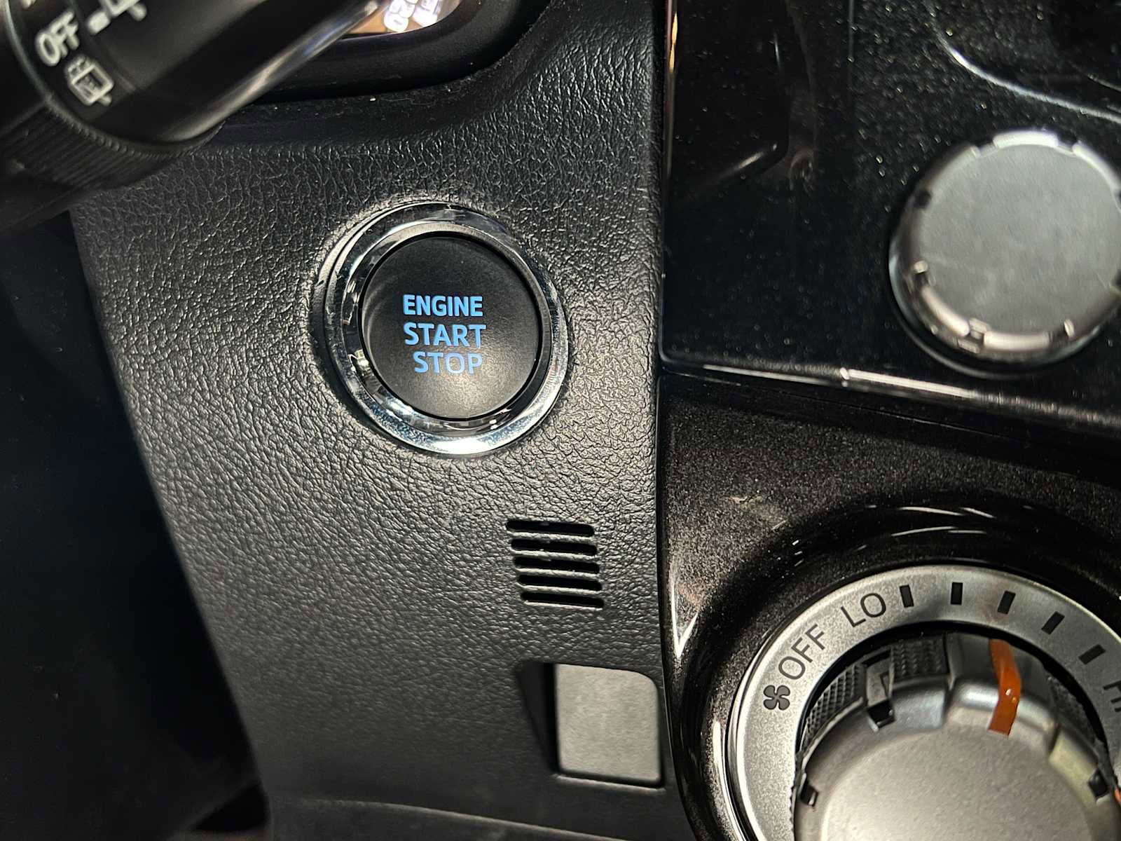 Used 2021 Toyota 4Runner TRD Off-Road Premium w/ Moonroof Package image 31