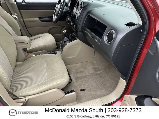 Used 2015 Jeep Patriot Latitude AWD/4WD image 22