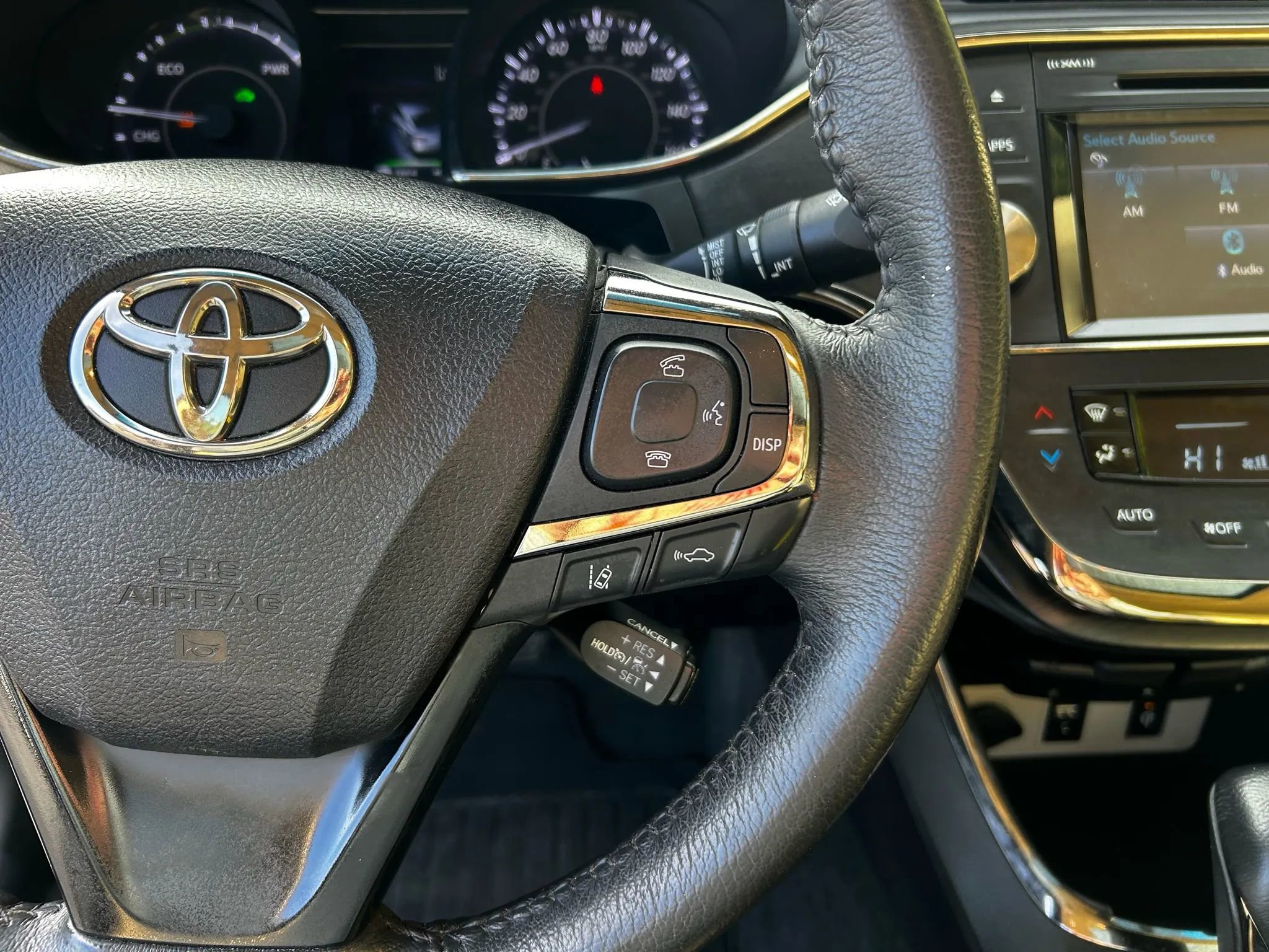 Used 2018 Toyota Avalon XLE Premium image 10