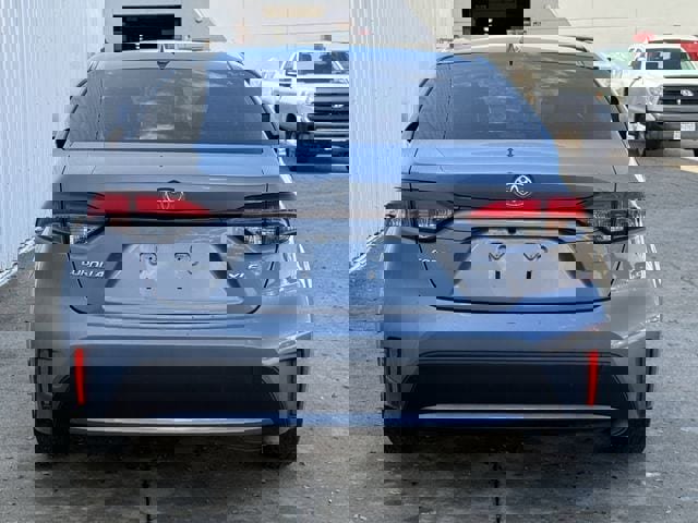 Used 2021 Toyota Corolla XLE w/ Carpet Mat Package (TMS) image 5
