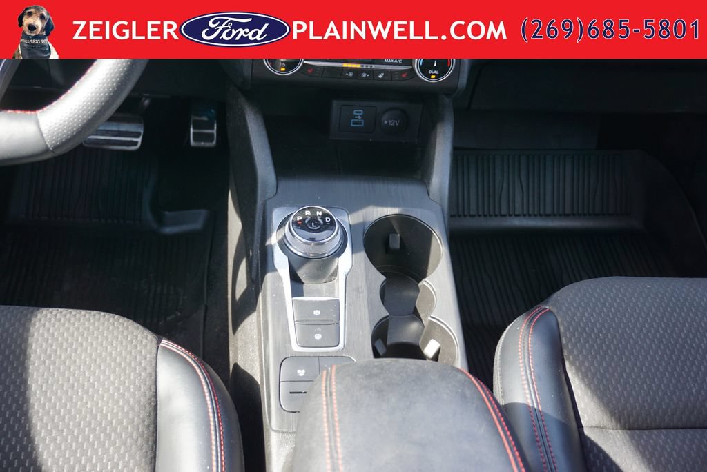 Used 2023 Ford Escape ST-Line Select AWD/4WD image 16