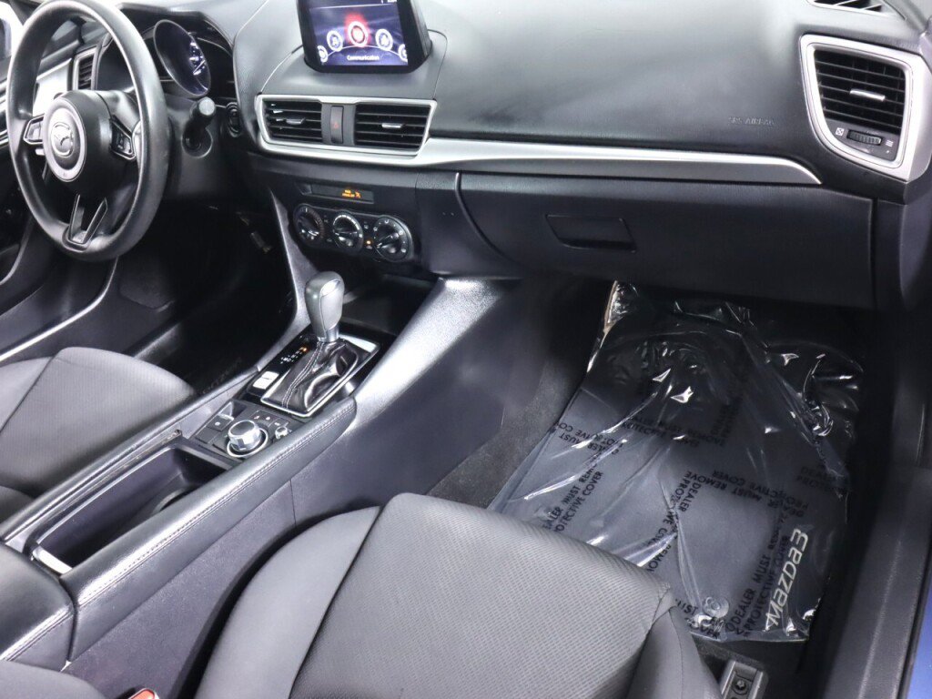 Used 2018 MAZDA MAZDA3 Sport FWD image 35