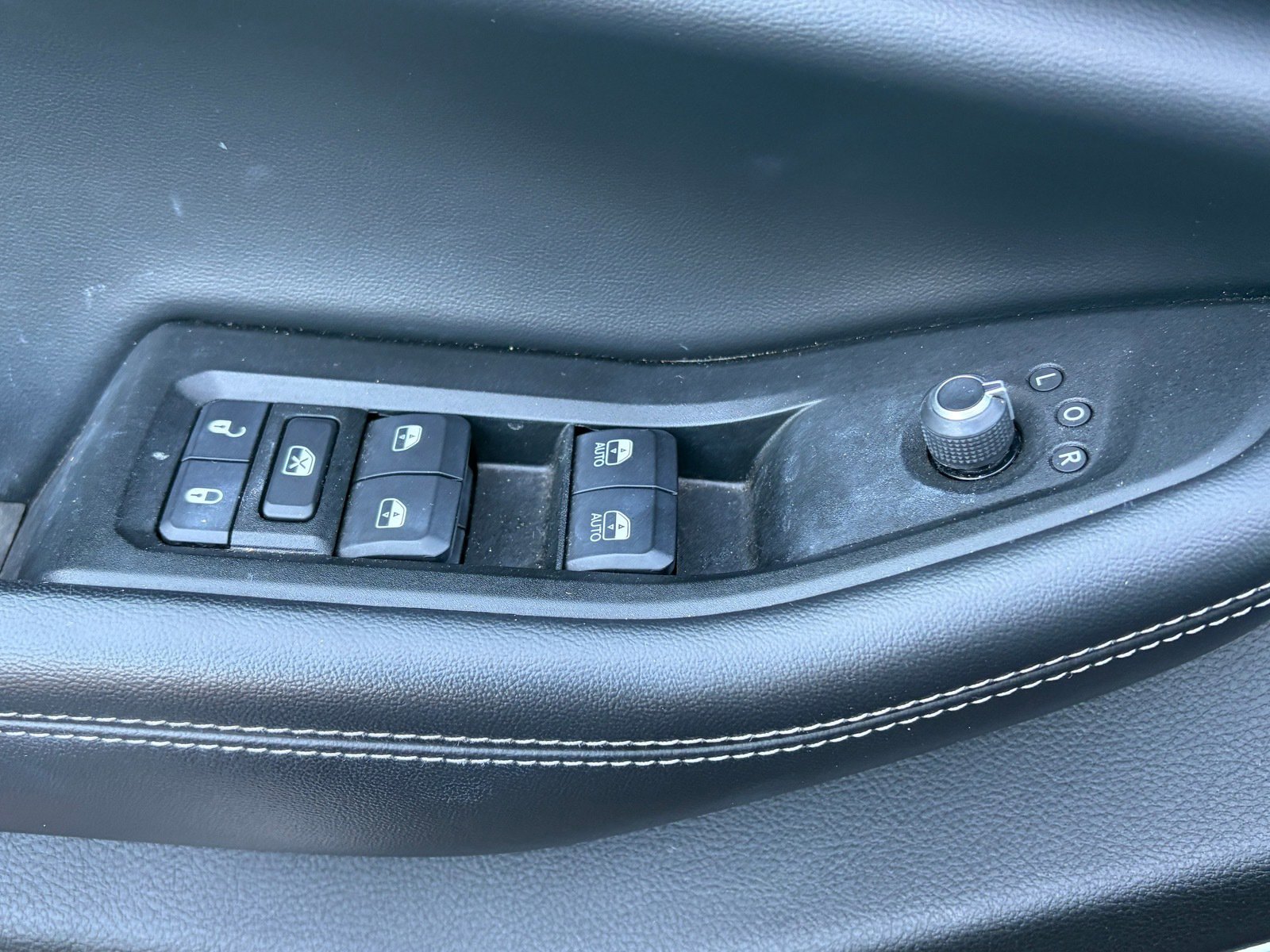 Used 2021 Jeep Grand Cherokee L Altitude image 8