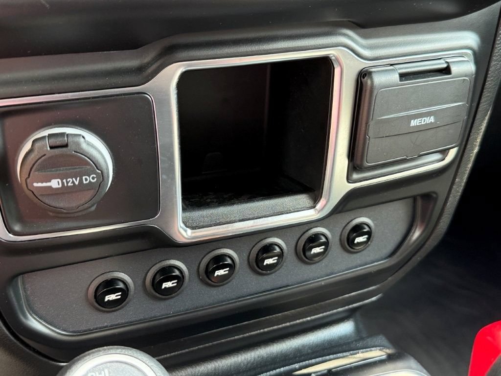 Used 2022 Jeep Gladiator Sport AWD/4WD image 28