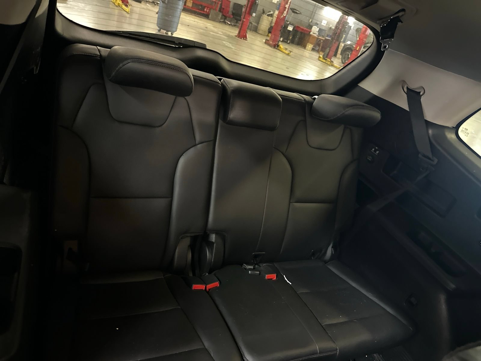Used 2020 Kia Telluride LX FWD image 10